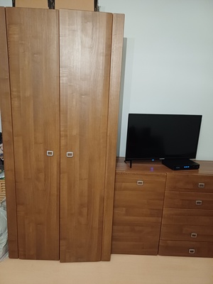 Elbląg Oddam za darmo SZAFĘ DWUDRZWIOWĄ, okleina ciemny orzech: szerokość 89 cm, wysokość 198 cm, głębokość 58 cm;. W