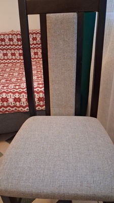 Elbląg Okazyjnie sprzedam 6 krzeseł. Tapicerka uprana, krzesla stabilne, solidne polecam!