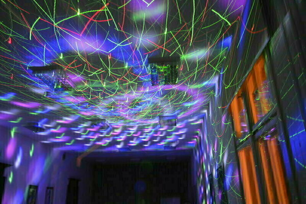 Elbląg DJGramy oferuje:Profesjonalną oprawę muzyczną imprez(nagłośnienie, DJ-a, lasery, światła)Zapewniam dobrej