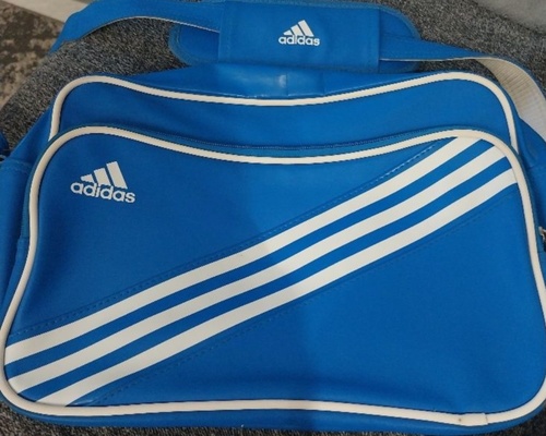 Elbląg Do sprzedania torba damska adidas orginalna dwie komory na dwa zamki polecam
