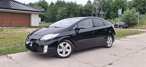 Elbląg Sprzedam Toyota Prius 3 1.8 99KM Hybrid 2009r. Sprowadzona Zarejestrowana Garażowana Czarna Alu17 Skóra Navi