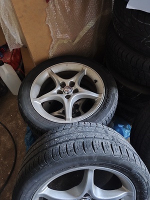 Elbląg Witam sprzedam felgi 5x100 16 wraz z oponami na sezon lub do wymiany tego pasują do grupy vag ogólnie orginalne
