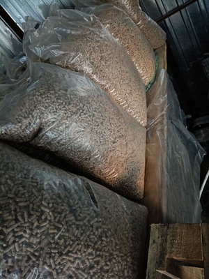 Elbląg Sprzedam pelet własnej produkcji owies z trocinami 16 zł worek 15 kilo 728-704 506 14 -411 Rychliki