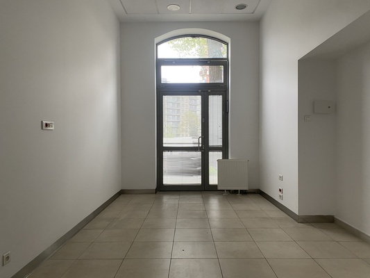 Elbląg LOKAL USŁUGOWY 20 m² – PARTER, WEJŚCIE OD ULICY