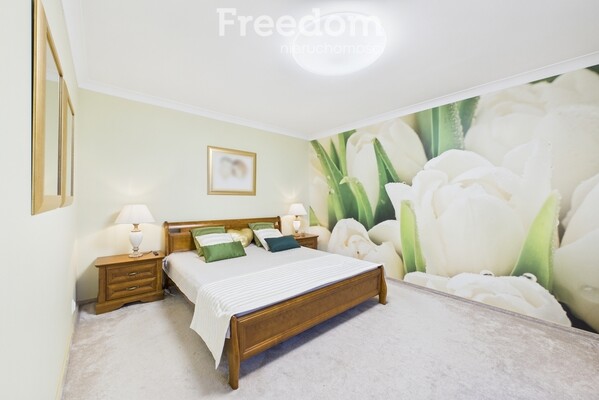 Elbląg FREEDOM NIERUCHOMOŚCIWynajmę dom - Elbląg, Zofii Nałkowskiej.&nbsp;Zamieszkaj wygodnie – przestronny dom na