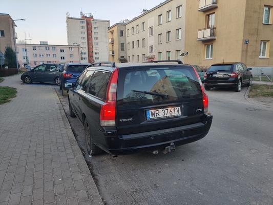 Elbląg VOLVO V70 2.4 D5 
AUTOMAT 
2003 
HAK