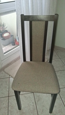 Elbląg Okazyjnie sprzedam 6 krzeseł. Stan dobry, stabilne, tapicerka uprana. Zapraszam do kupna.