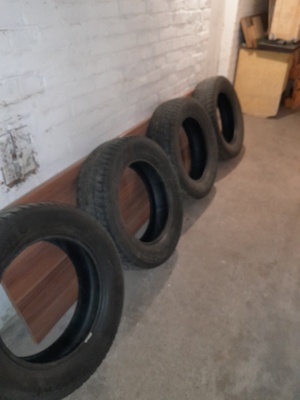 Elbląg Sprzedam opony zimowe 4x4 Barum Polaris3.225/65/17 2014.Odpowiadam na SMS-y