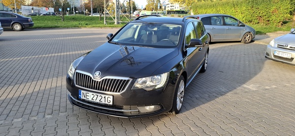 Elbląg Sprzedam samochód osobowy, Skoda Super b II w bardzo dobrym stanie technicznym, zadbana.