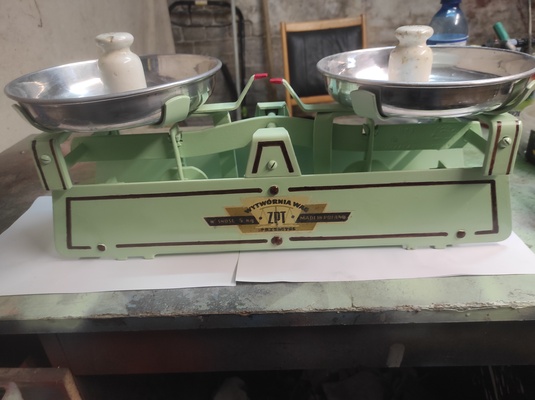 Elbląg sprzedam piĘkną wagę szalkową po całkowitej renowacji sprawna działa do kolekcji wystroju wnętrza lub do