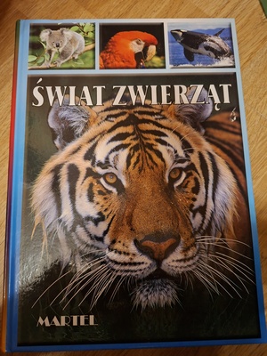 Elbląg Piękny album Świat Zwierząt, ponad 400 stron. 
Kosztował 99 zł. Sprzedam za 40 zł. 
Piękne zdjęcia i ciekawe
