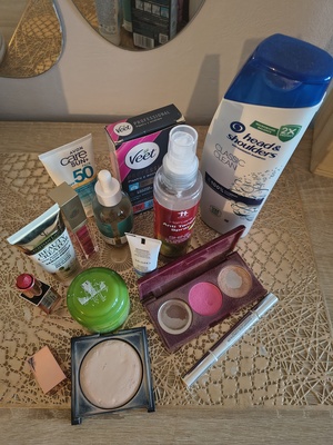 Elbląg kosmetyki całość 40 zł