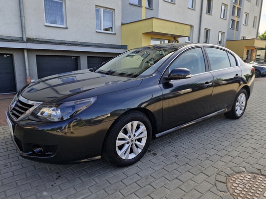 Elbląg Renault Latitude2.0 DieselModel&nbsp; 2014Klimatronik124 tys kmNawigacjaKupiona w Polskim Salonie