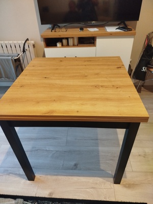 Elbląg Sprzedam stół dąb Artian 80x80 po rozłożeniu 80x160