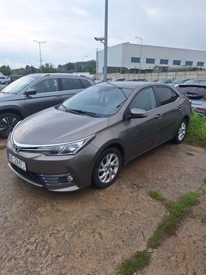 Elbląg Sprzedam Toyotę Corollę w wersji Comfort w bardzo dobrym stanie, wlaściciel niepalący, wszystko sprawne,