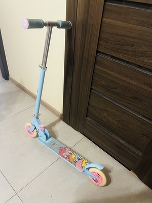 Elbląg Hulajnoga dziecięca my little pony. W pełni sprawna, stan bardzo dobry, widoczny na zdjęciach. Odbiór w