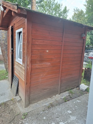 Elbląg Domek drewniany. Rozbiórka samemu do zabrania w jak najszybszym terminie. 2.5x2.5.Stan dobry. 
Cena 2500 do