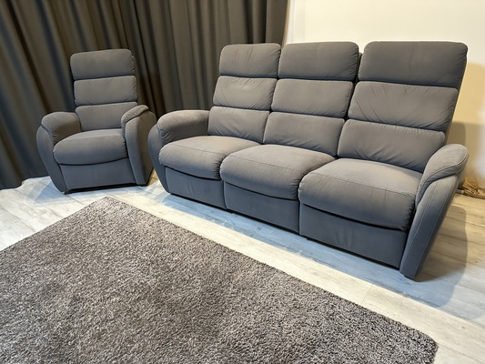 Elbląg Nowoczesna, komfortowa sofa trzyosobowa oraz fotel z funkcją relaksu. Idealna do salonu lub pokoju dziennego.