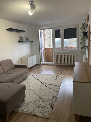 Elbląg Wynajem kawalerkiWynajmę dużą kawalerkę w centrum w pełni wyposażoną na ul. Robotniczej