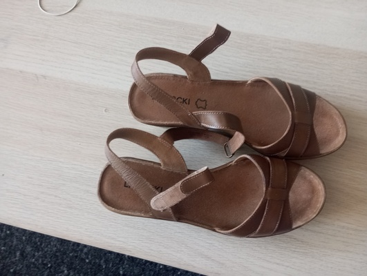 Elbląg Nowe nie używane buty  do małej negocjacji