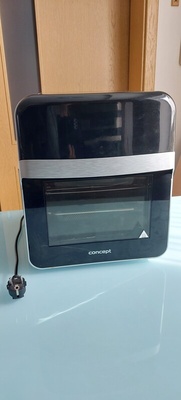 Elbląg Sprzedam  frytkownicę beztłuszczową 
(mały piekarnik) w dobrym stanie, posiada ślady  użytkowania