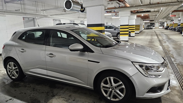 Elbląg Sprzedam Renault Megane IV 2017 1.2 TCe 100KM. Polski salon. Drugi własciciel. Przebieg 114 000.