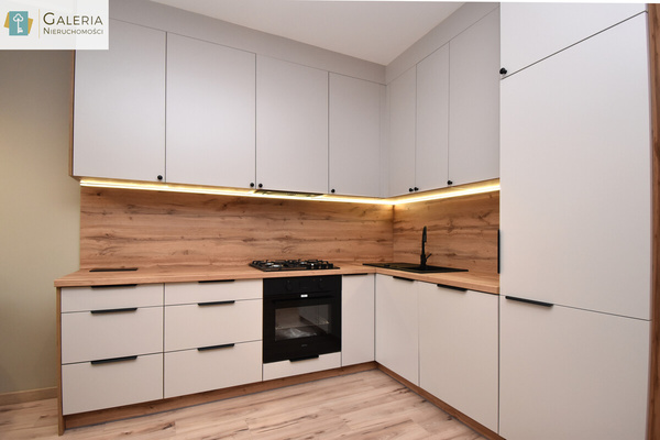 Elbląg GALERIA NIERUCHOMOŚCIZ pasji i miłości do nieruchomościNa sprzedaż:&nbsp; Klimatyczne mieszkanie - 2 pokoje