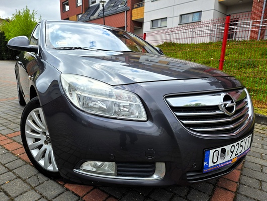 Elbląg Opel Insignia&nbsp; 2010Rok 2.0Diesel&nbsp; 130KM Automatyczna&nbsp; Skrzynia Biegów Idealny