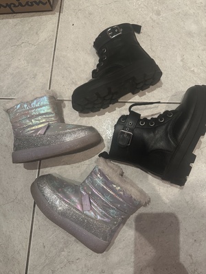 Elbląg Traperki H& M oraz Kraina Losu świecące r.28