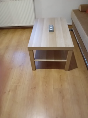 Elbląg Sprzedam komodę i ławę. Meble są w bardzo dobrym stanie. Komoda- 200zł, ława- 150zł, cena do negocjacji.