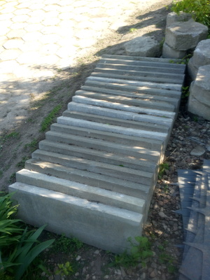 Elbląg Obrzeza, Kostka brukowa.