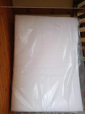 Elbląg Sprzedam materac piankowy 140x200 w bardzo dobrym stanie, mało używany.