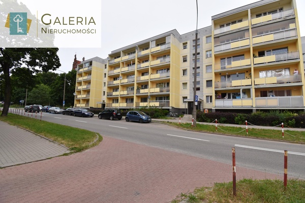 Elbląg GALERIA NIERUCHOMOŚCIZ pasji i miłości do nieruchomościNa sprzedaż: Świetna lokalizacja, II piętro, balkon ul.