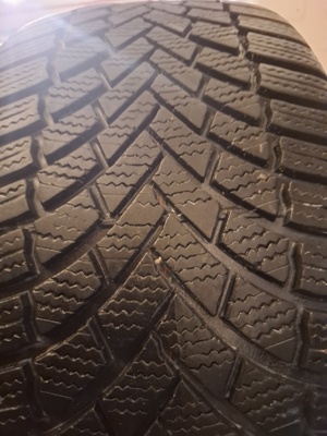 Elbląg Sprzedam opony zimowe Bridgestone i Pirelli