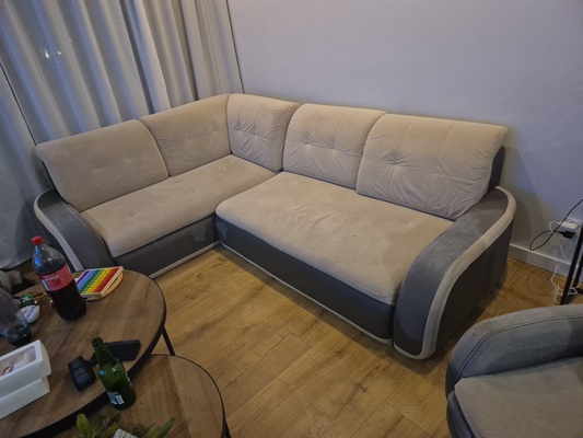 Elbląg Oddam narożnik za czteropak żubra. Wymiary 255x180 oraz fotel. Stan jak na zdjęciach. Transport własny. Łatwe