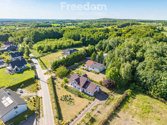 Elbląg FREEDOM NIERUCHOMOŚCISprzedam dom - Przezmark.&nbsp;Z wielką radością prezentuję ofertę tego ciekawego i