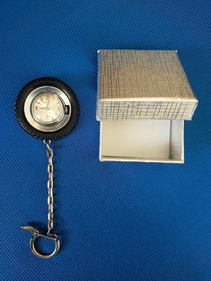 Elbląg Zegarek Sexima - kieszonkowy / brelok. 
Unikatowy, kolekcjonerski sprawny szwajcarski zegarek firmy SEXIMA w