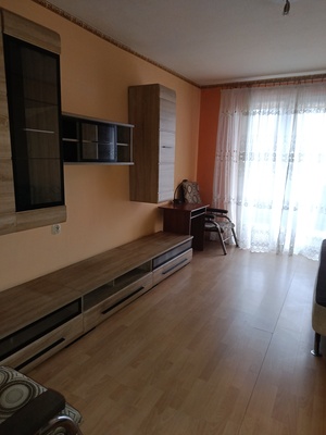 Elbląg Sprzedam kawalerkę 28 m kw. , pierwsze piętro z balkonem.