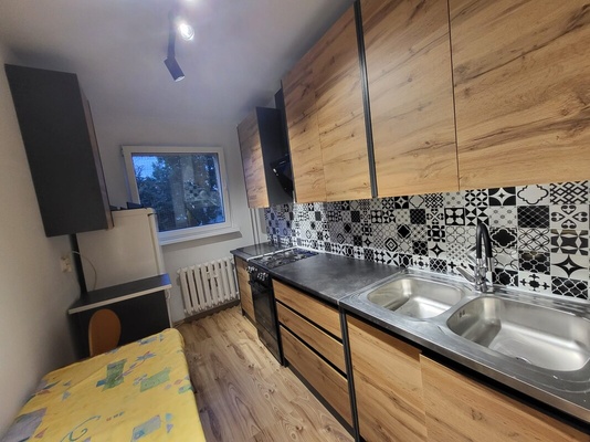 Elbląg AS&nbsp; NIERUCHOMOŚCI POLECAMIESZKANIE DWUPOKOJOWE&nbsp; Elbląg&nbsp; ul. Płk. Dąbka* Dwa pokoje* Duży balkon*