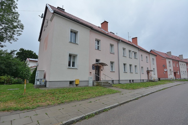Elbląg NA SPRZEDAŻ MIESZKANIE W CENTRUM ELBLĄGA, ULICA CICHA, 1 POKÓJ, I PIĘTRO, DO REMONTU. WGN Nieruchomości &ndash;