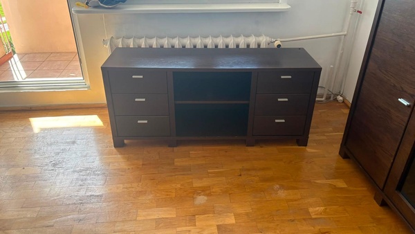 Elbląg Sprzedam komodę rtv stan dobry. Wymiary Dł 132 cm Szer 40 cm Wys 58 cm