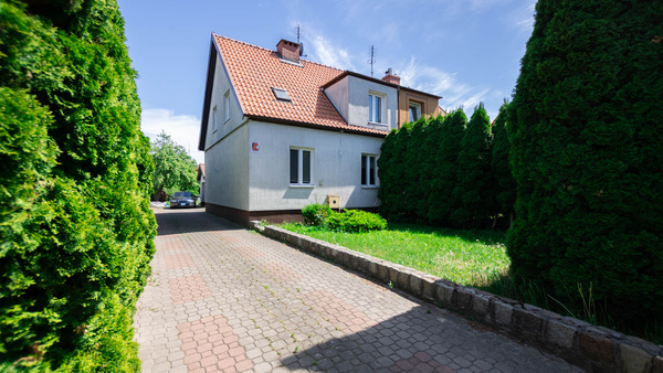 Elbląg * * * ABC NIERUCHOMOŚCI * * * NOWA OFERTA! DOM BLIŹNIAK Z OGRODEM!o pow. 100,50 m2, działka