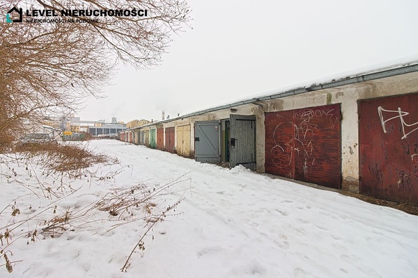 Elbląg LEVEL NIERUCHOMOŚCI&nbsp; Garaż w bardzo dobrym stanie. ul. Krakusa&nbsp; &nbsp; NIERUCHOMOŚCI NA POZIOMIE