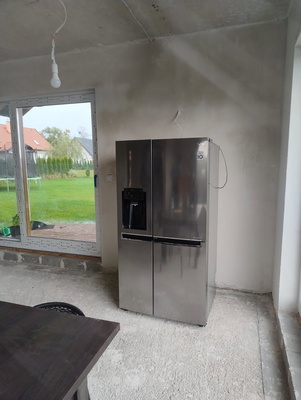 Elbląg Lodówka LG GSJ761PZXV z wbudowaną kostkarką. Marka LLodówka Side by side o szerokości 91.2 cm, w klasie