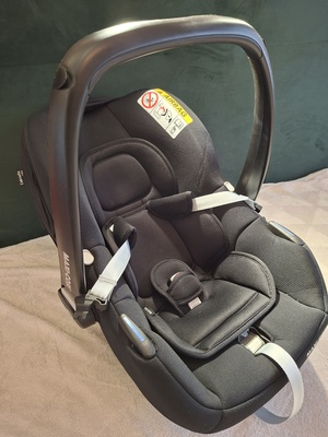 Elbląg Witam, sprzedam Nosidełko/fotelik Maxi-Cosi Cabriofix i-Size po jednym dziecku wyprodukowany 06.2024,Używamy
