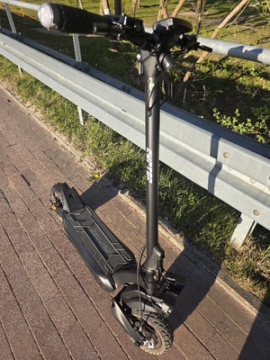 Elbląg Sprzedam niemal nową, mocną hulajnogę elektryczną Ruptor R6V4 (ma miesiąc i przejechane około 150km), wersja
