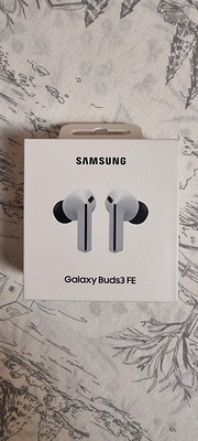 Elbląg Słuchawki Samsung Galaxy Buds 3 FE. Słuchawki były prezentem dla żony - otworzyła pudełko, popatrzyła i