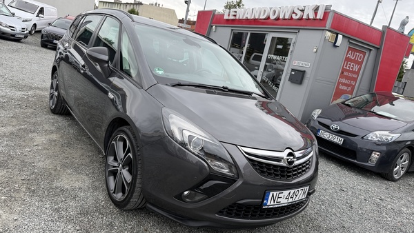 Elbląg Auto Leew LEWANDOWSKI Kupujemy i Sprzedajemy tylko dobre auta Za auta z Polskiego Salonu Płacimy Najwięcej OPEL