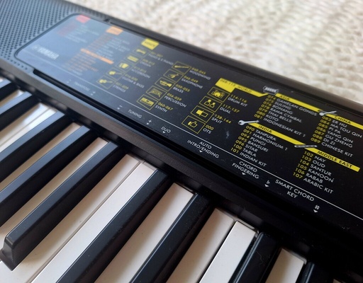 Elbląg Keyboard Yamaha psr-f52
Użyty 2 razy, karton, paragon, ładowarka w zestawie. 
Polecam