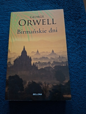 Elbląg Sprzedam używane książki po 15 zł za 1 szt.